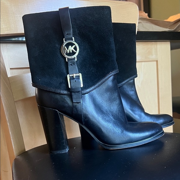 Michael Kors Black Heeled Boots with Logo Accent - Picture 1 of 8